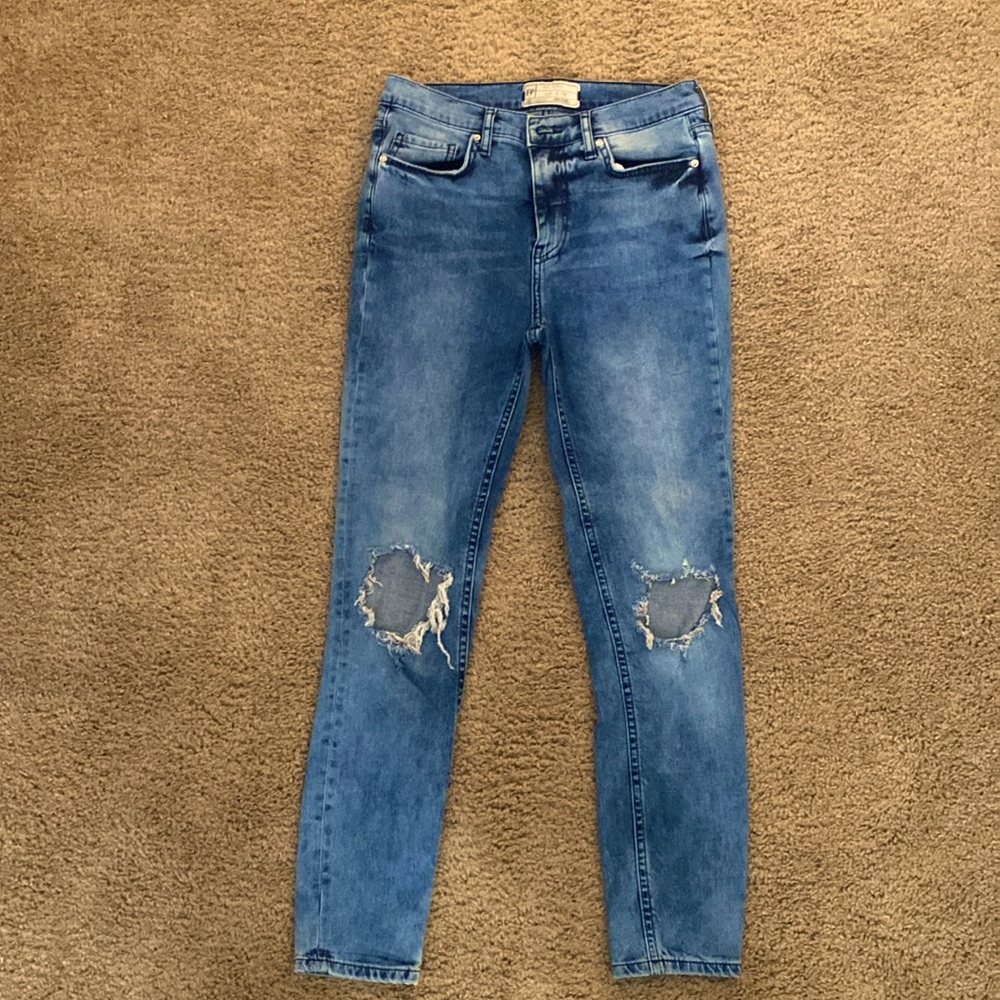 Free People Distressed Jeans size 28 R.